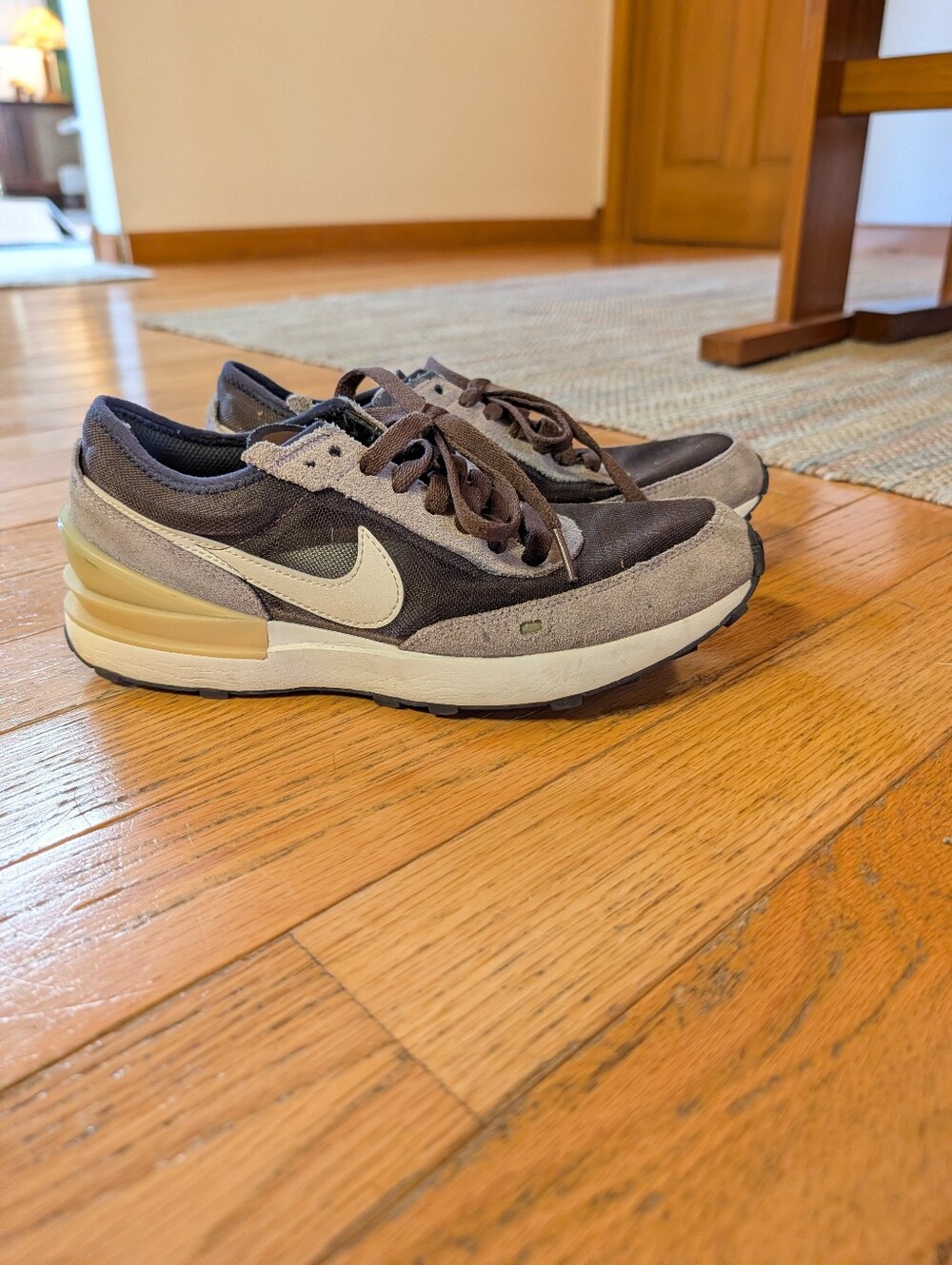 Nike Waffle One Light Chocolate Brown Natural Neutral Retro Sneaker Youth Vtg